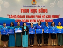 Học bổng Công đoàn tiếp sức cho người lao động